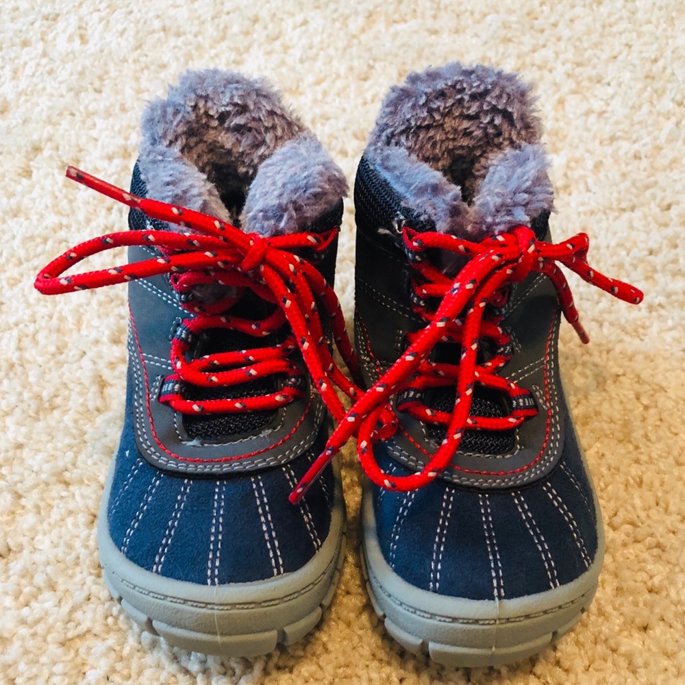 Boys boots